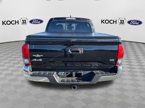 Used 2021 Toyota Tacoma SR5 AWD/4WD image 7