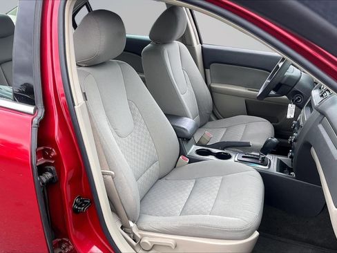 Used 2011 Ford Fusion SE w/ 201A Rapid Spec Order Code FWD image 7