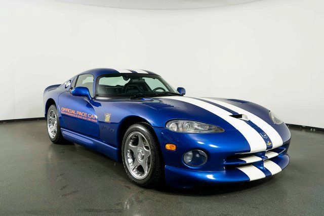 Used 1996 Dodge Viper GTS RWD image 2
