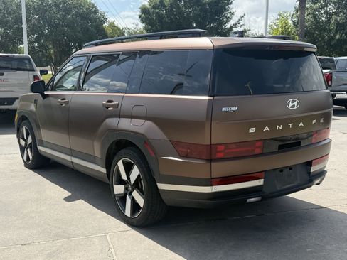 Used 2024 Hyundai Santa Fe Limited FWD image 7