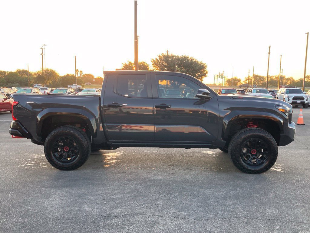 Certified 2026 Toyota Tacoma TRD Pro AWD/4WD image 4