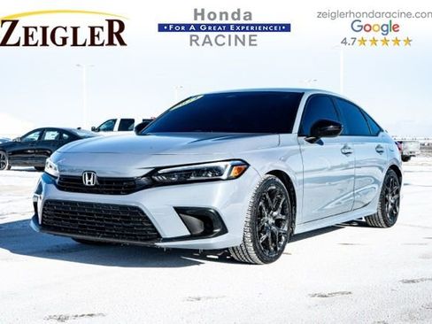 Used 2024 Honda Civic Sport image 2