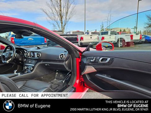 Used 2017 Mercedes-Benz SL 550 image 10