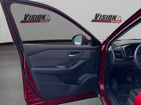 Used 2021 Nissan Rogue SV image 23