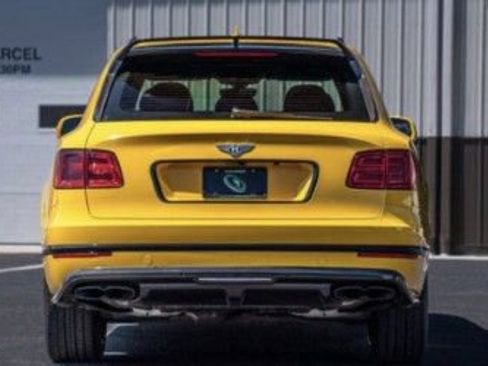 Used 2019 Bentley Bentayga V8 image 6