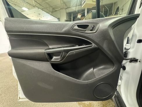 Used 2016 Ford Transit Connect XL FWD image 12