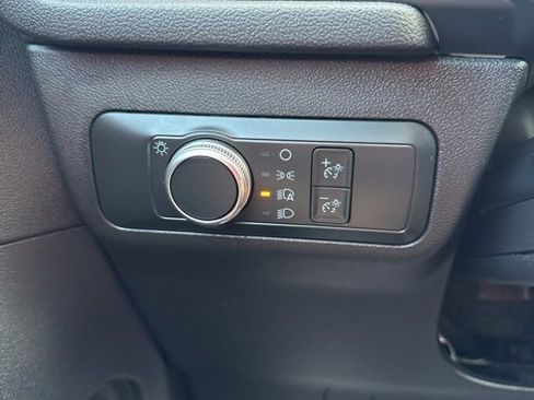 Certified 2022 Ford Escape SE image 17