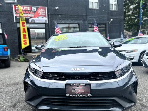 Used 2024 Kia Forte LXS FWD image 2