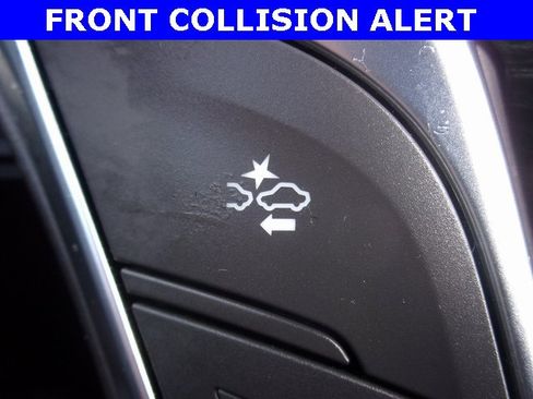 Used 2025 Cadillac XT5 Premium Luxury image 6