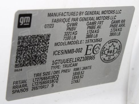 Used 2024 GMC Sierra 1500 AT4 w/ Technology Package image 83