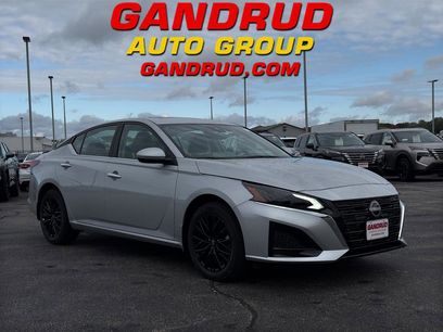 New 2025 Nissan Altima 2.5 SV