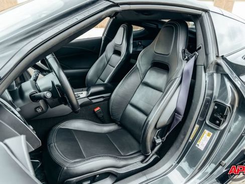 Used 2017 Chevrolet Corvette Stingray Coupe w/ Battery Protection Package RWD image 4