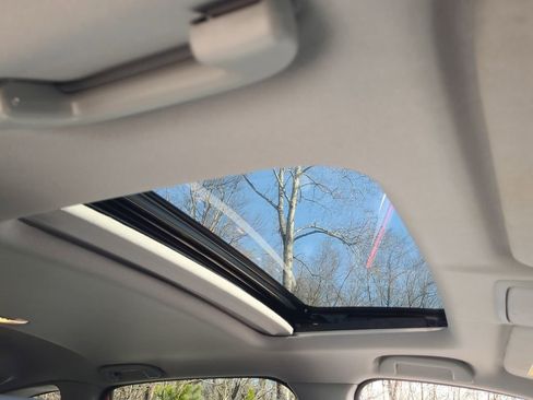 Used 2022 Honda CR-V EX-L image 21