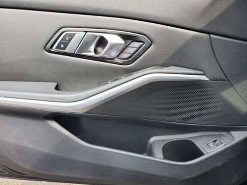 Used 2019 BMW 330i Sedan RWD image 30