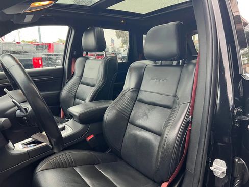 Used 2020 Jeep Grand Cherokee SRT image 14