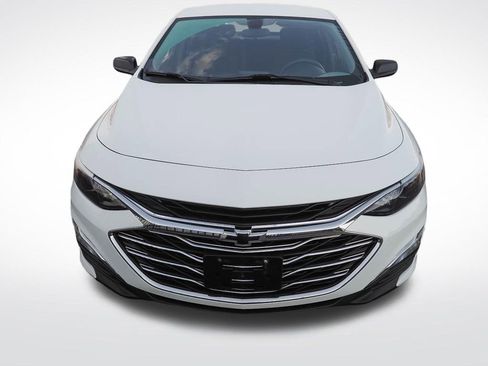 Certified 2022 Chevrolet Malibu LS w/ LPO, Convenience Package 1 FWD image 2