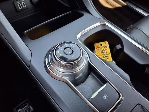 Used 2020 Ford Fusion Titanium image 19