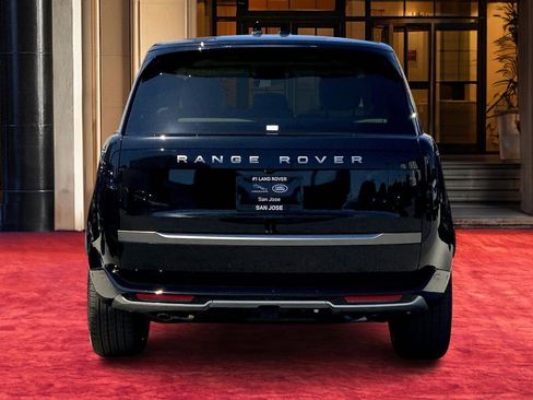New 2025 Land Rover Range Rover SE image 5