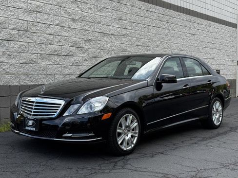 Used 2013 Mercedes-Benz E 350 4MATIC Sedan image 1
