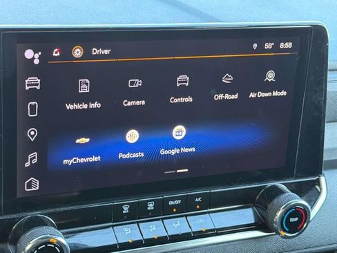 Used 2023 Chevrolet Colorado Trail Boss image 23