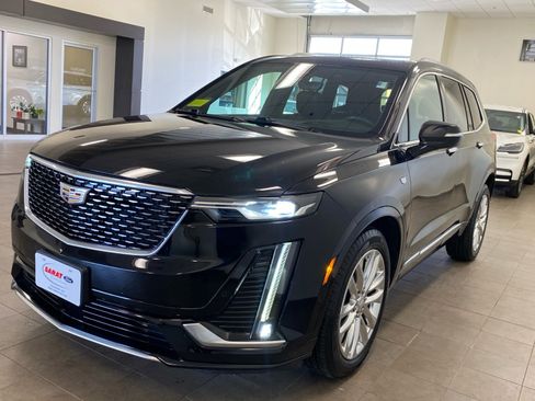 Used 2020 Cadillac XT6 Premium Luxury image 4