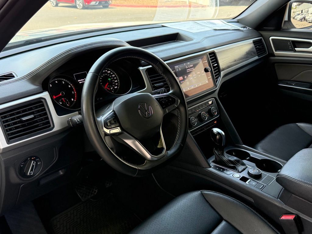 Used 2021 Volkswagen Atlas Cross Sport SE AWD/4WD image 19