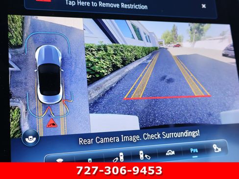 Used 2022 Mercedes-Benz SL 63 AMG 4MATIC w/ AMG Aerodynamic Package image 4