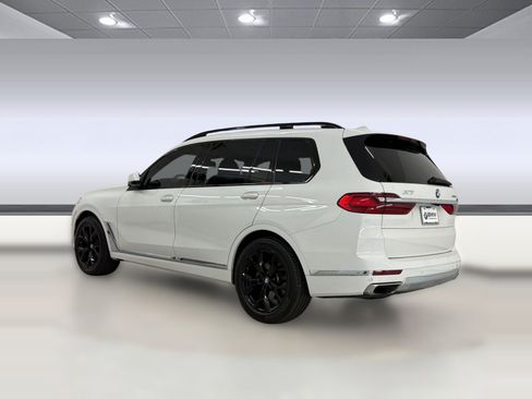Used 2021 BMW X7 xDrive40i AWD/4WD image 3