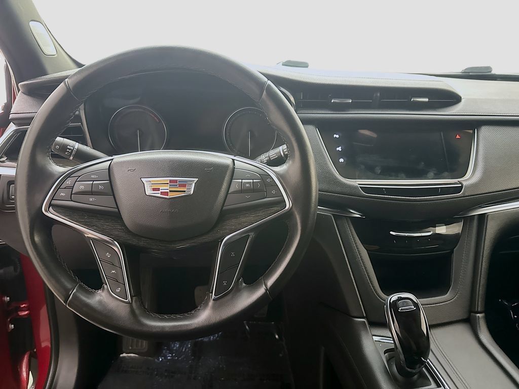 Used 2022 Cadillac XT5 Premium Luxury w/ Technology Package AWD/4WD image 13