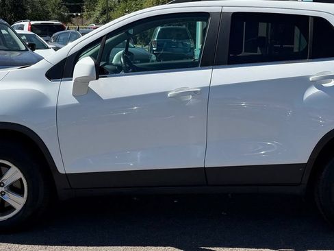 Used 2015 Chevrolet Trax LT w/ LT Plus Package AWD/4WD image 6
