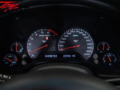 Used 2001 Chevrolet Corvette Convertible w/ Preferred Equipment Group2 image 43