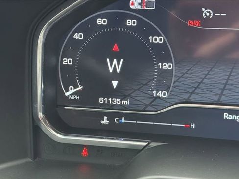 Used 2024 GMC Sierra 1500 AT4 w/ Technology Package image 16