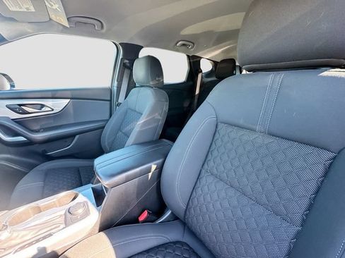 Used 2020 Chevrolet Blazer LT AWD/4WD image 25