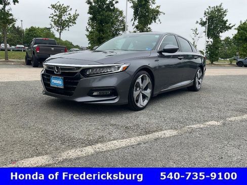 Certified 2018 Honda Accord Touring image 2