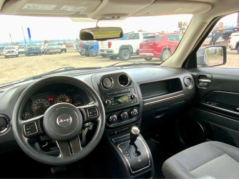 Used 2016 Jeep Patriot Sport w/ Power Value Group image 34