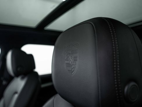 Certified 2026 Porsche Cayenne AWD/4WD image 17