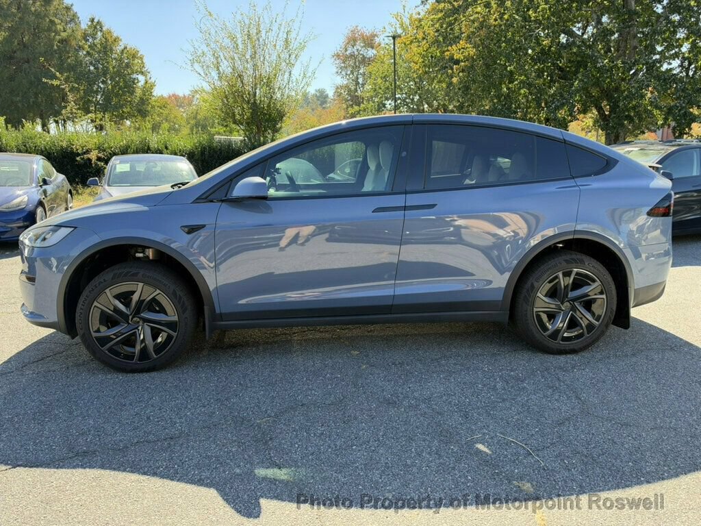 Used 2026 Tesla Model X AWD/4WD image 3