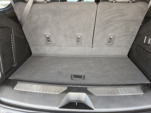 Used 2023 Chevrolet Tahoe High Country image 32