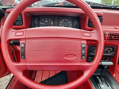 Used 1992 Ford Mustang LX RWD image 18