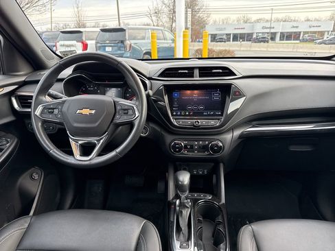 Used 2023 Chevrolet TrailBlazer ACTIV w/ Sun and Liftgate Package image 34