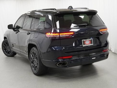 Certified 2024 Jeep Grand Cherokee L Summit w/ High Altitude Package image 13