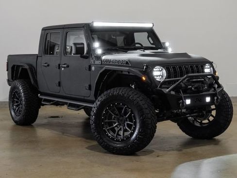 Used 2025 Jeep Gladiator Rubicon w/ Safety Group image 8