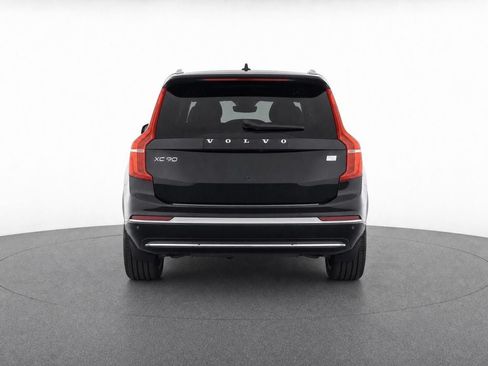 Certified 2024 Volvo XC90 T8 Ultimate w/ Lounge Package AWD/4WD image 7