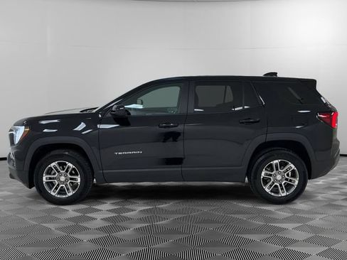 Certified 2025 GMC Terrain Elevation AWD/4WD image 2