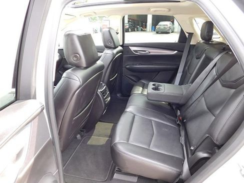 Used 2019 Cadillac XT5 Premium Luxury image 11