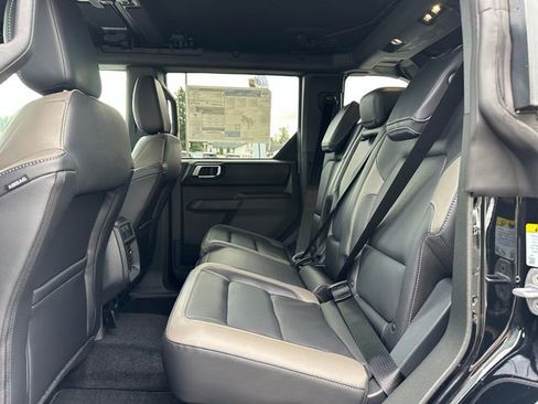 New 2025 Ford Bronco Outer Banks image 18