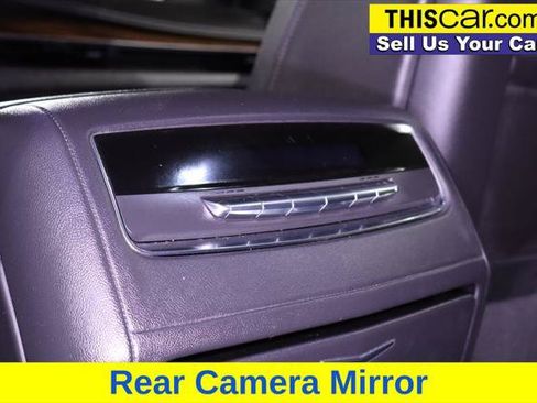 Used 2022 Cadillac Escalade Premium Luxury RWD image 27