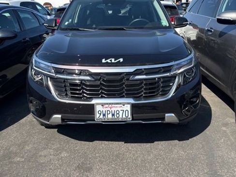 Certified 2025 Kia Seltos S image 1