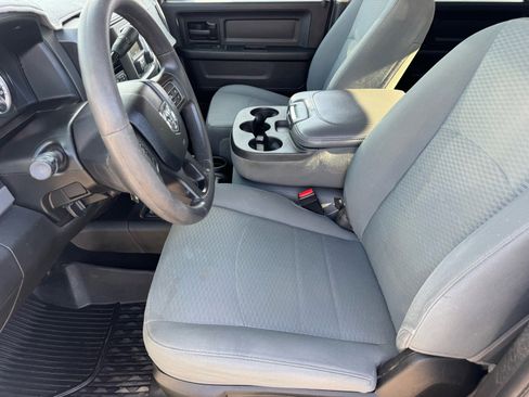 Used 2018 RAM 2500 Tradesman w/ Chrome Appearance Group image 15