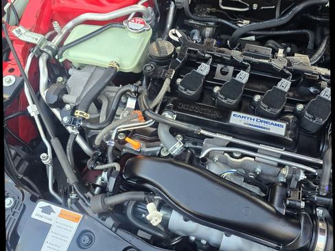 Used 2018 Honda Civic Sport image 21